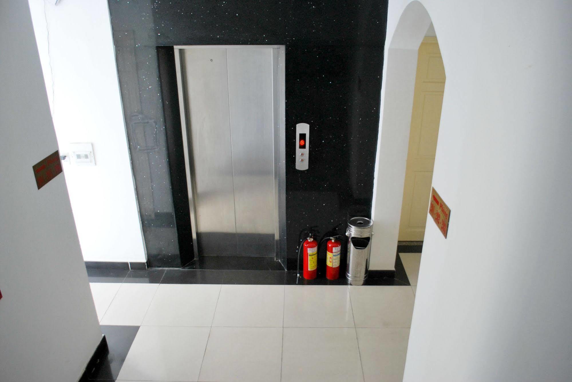 Lan Anh Hotel Hô Chi Minh-Ville Extérieur photo